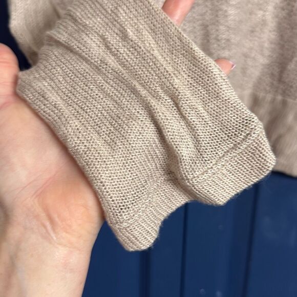 Splendid Lightweight Tan Sweater Size L - Picture 2 of 6
